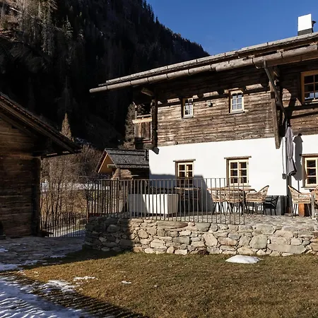 Charming Alpine Chalet Matrei in Osttirol