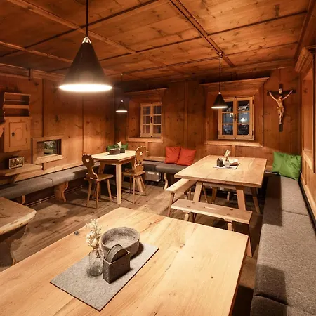 Chalet Charming Alpine Chalet Matrei in Osttirol